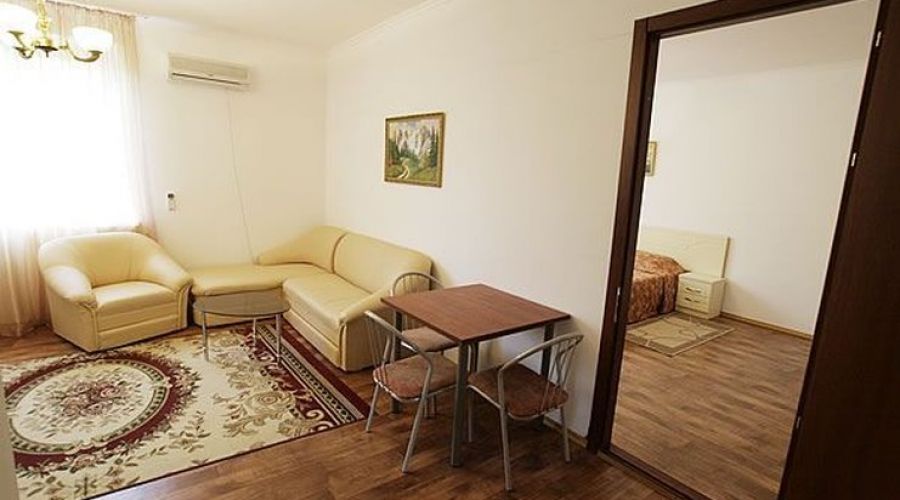 Стандартный 4-местный 2-комнатный (корпус № 4)